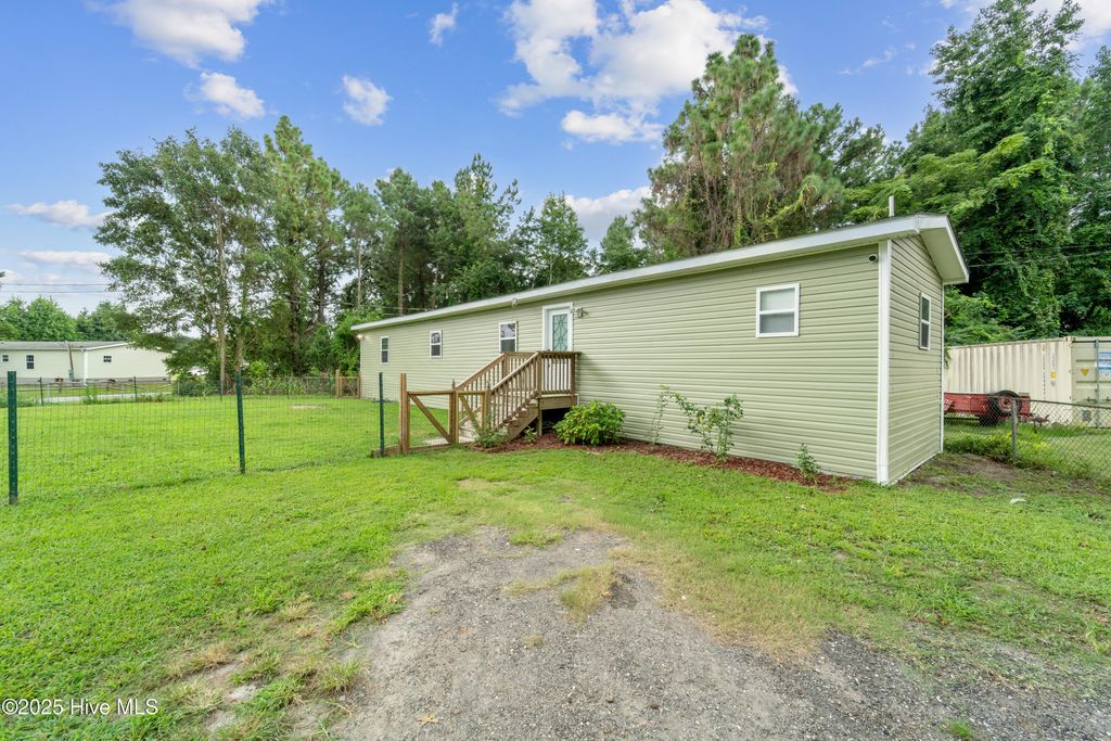 Photo of 103 1st Lane, Midway Park, NC 28544 (MLS # 100522299)