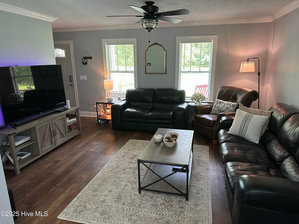 Photo of 110 Aaron Court, Burgaw, NC 28425 (MLS # 100522873)