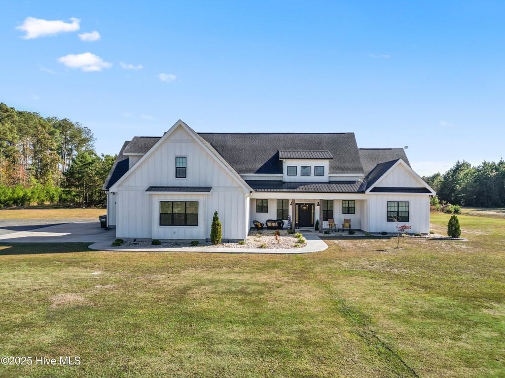 Photo of 3713 Carolina 11, Wallace, NC 28466 (MLS # 100543472)