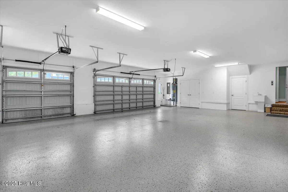 Leland, North Carolina 28451, United States, 4 Bedrooms Bedrooms, ,3 BathroomsBathrooms,Residential,Active,242541