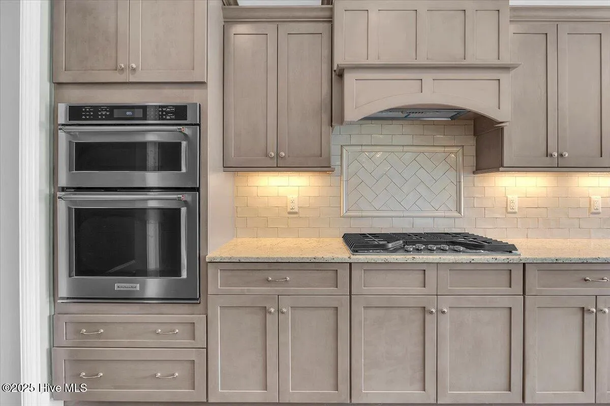 Leland, North Carolina 28451, United States, 4 Bedrooms Bedrooms, ,3 BathroomsBathrooms,Residential,Active,242541