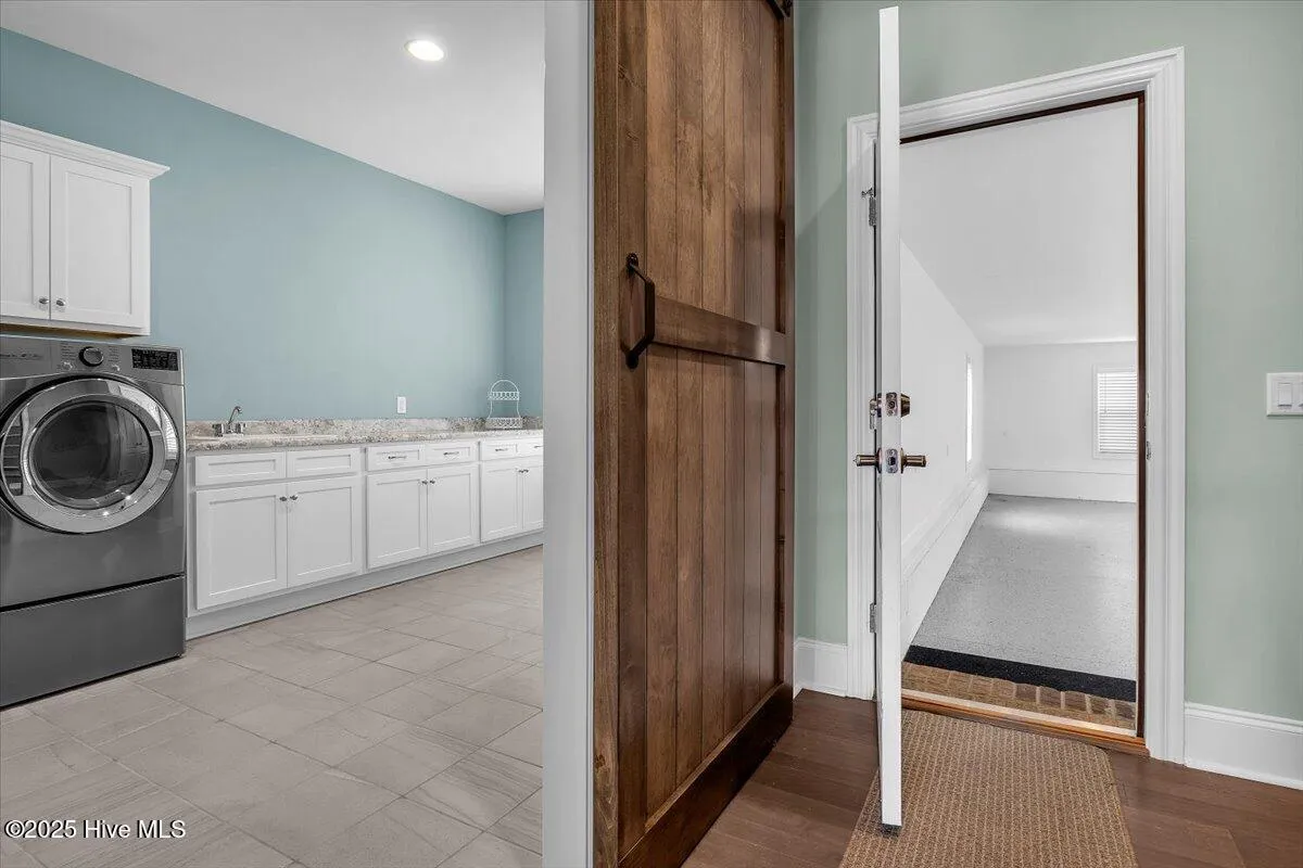 Leland, North Carolina 28451, United States, 4 Bedrooms Bedrooms, ,3 BathroomsBathrooms,Residential,Active,242541