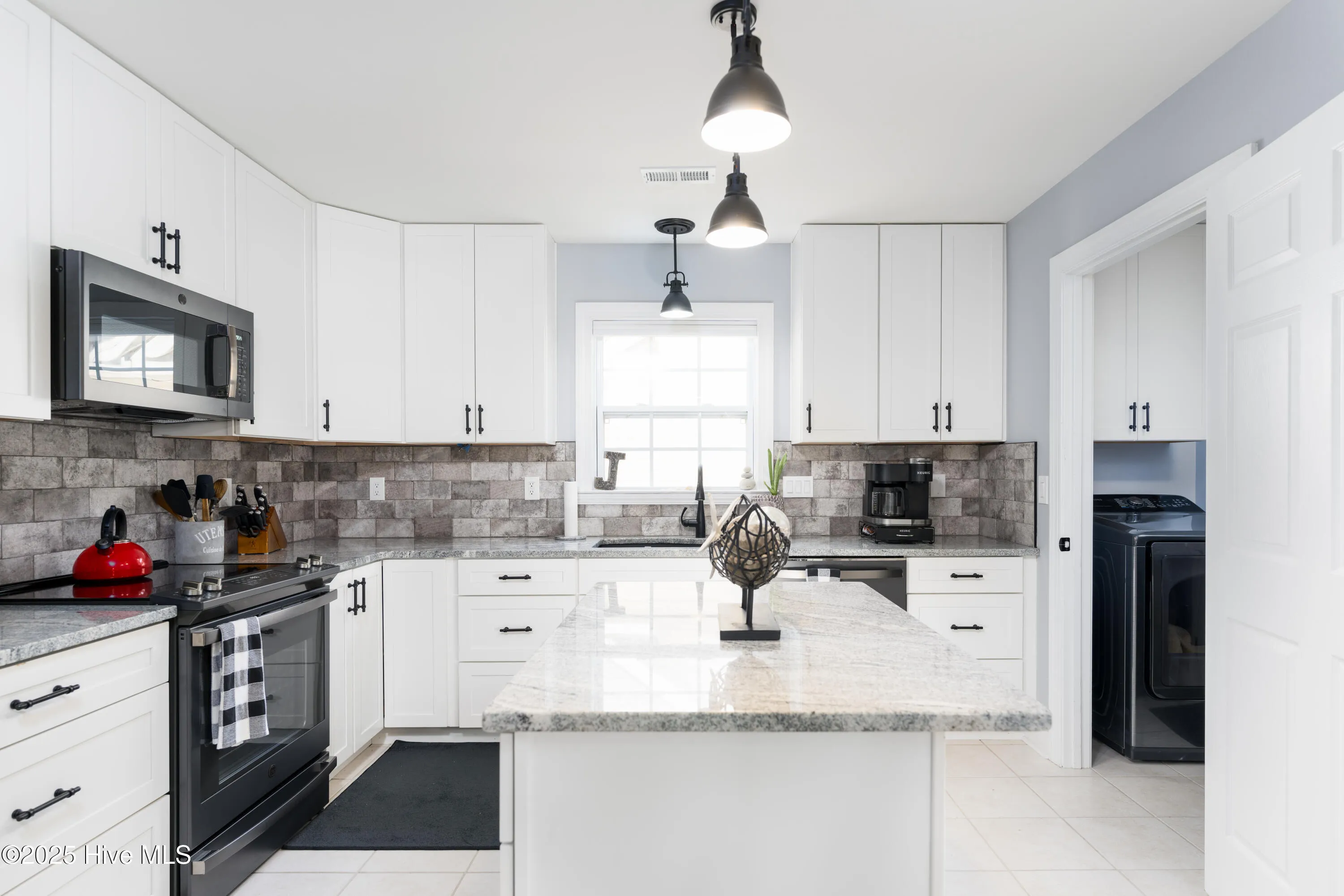 Calabash, North Carolina 28467, United States, 3 Bedrooms Bedrooms, ,2 BathroomsBathrooms,Residential,Active,201800