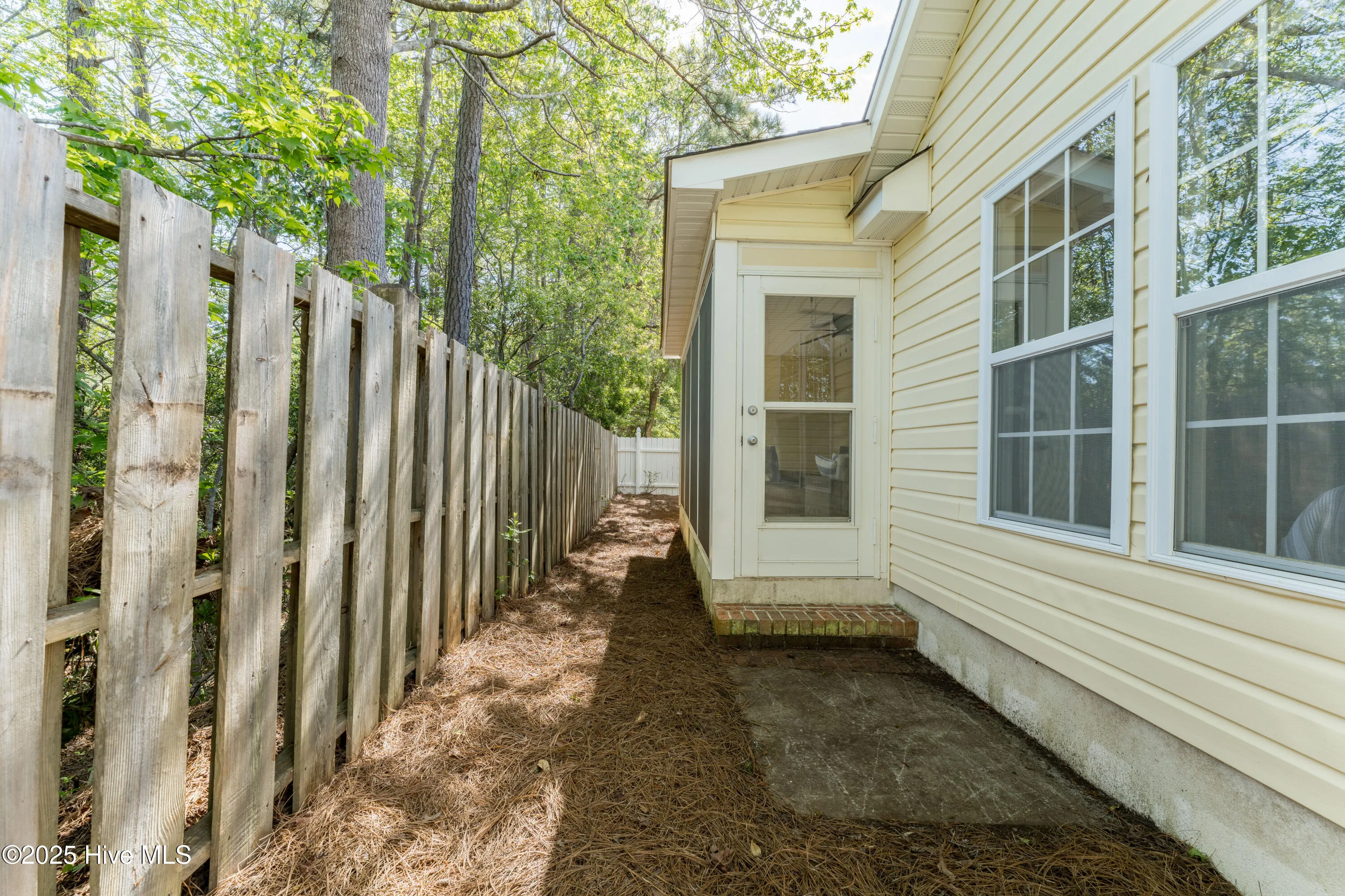Calabash, North Carolina 28467, United States, 3 Bedrooms Bedrooms, ,2 BathroomsBathrooms,Residential,Active,201800
