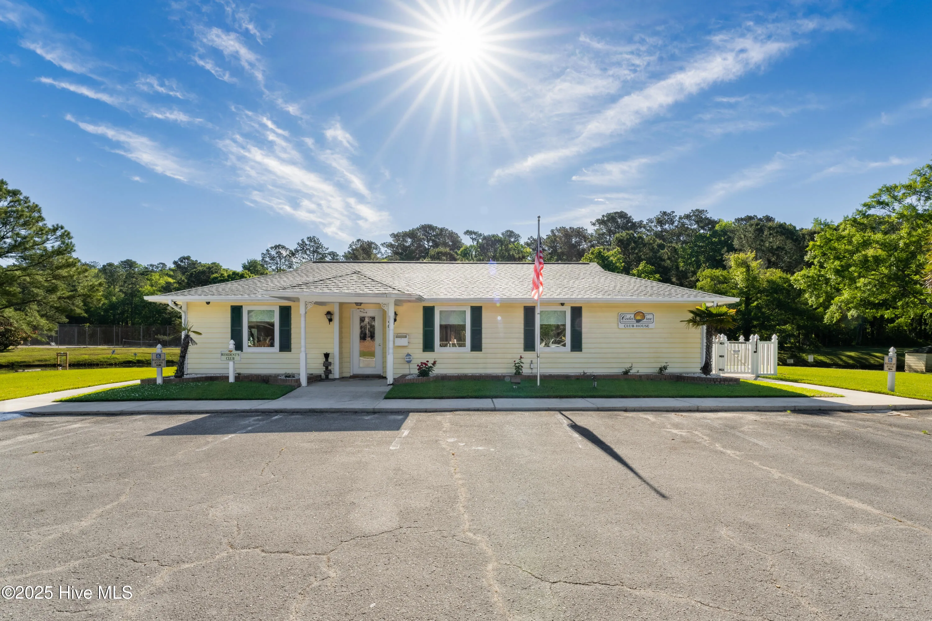 Calabash, North Carolina 28467, United States, 3 Bedrooms Bedrooms, ,2 BathroomsBathrooms,Residential,Active,201800