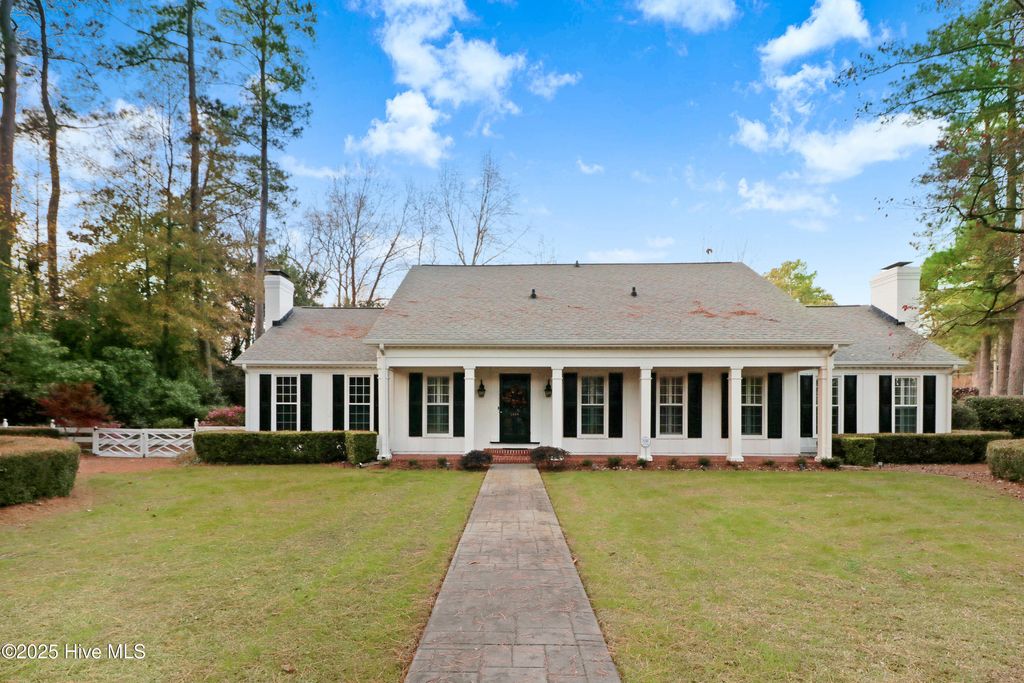 Photo of 1214 Sweetbriar Circle, Kinston, NC 28501 (MLS # 100543452)