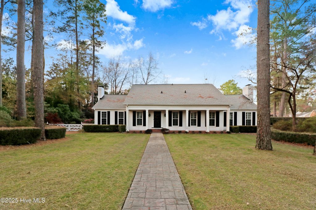 Photo of 1214 Sweetbriar Circle, Kinston, NC 28501 (MLS # 100543452)