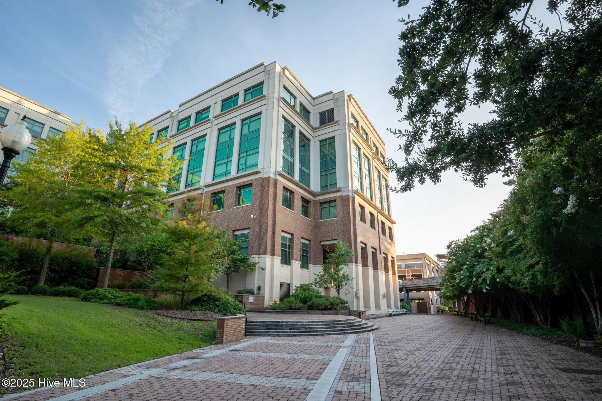 Wilmington, North Carolina 28401, United States, 3 Bedrooms Bedrooms, ,4 BathroomsBathrooms,Residential,Active,180100