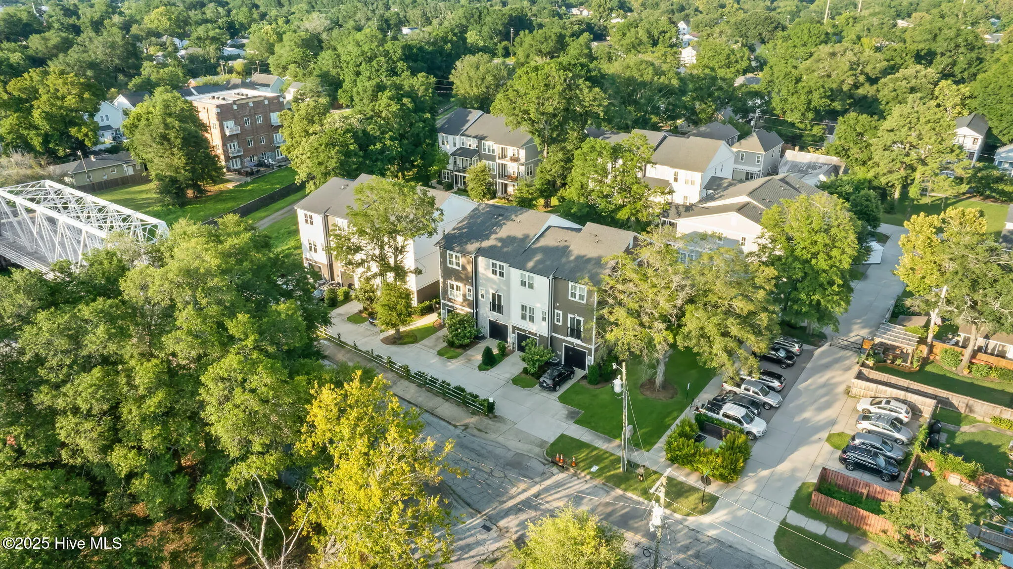 Wilmington, North Carolina 28401, United States, 3 Bedrooms Bedrooms, ,4 BathroomsBathrooms,Residential,Active,180100