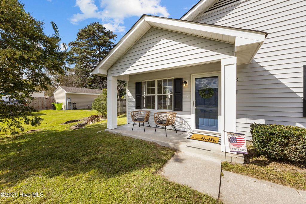 Photo of 1808 Park Avenue, New Bern, NC 28560 (MLS # 100535016)