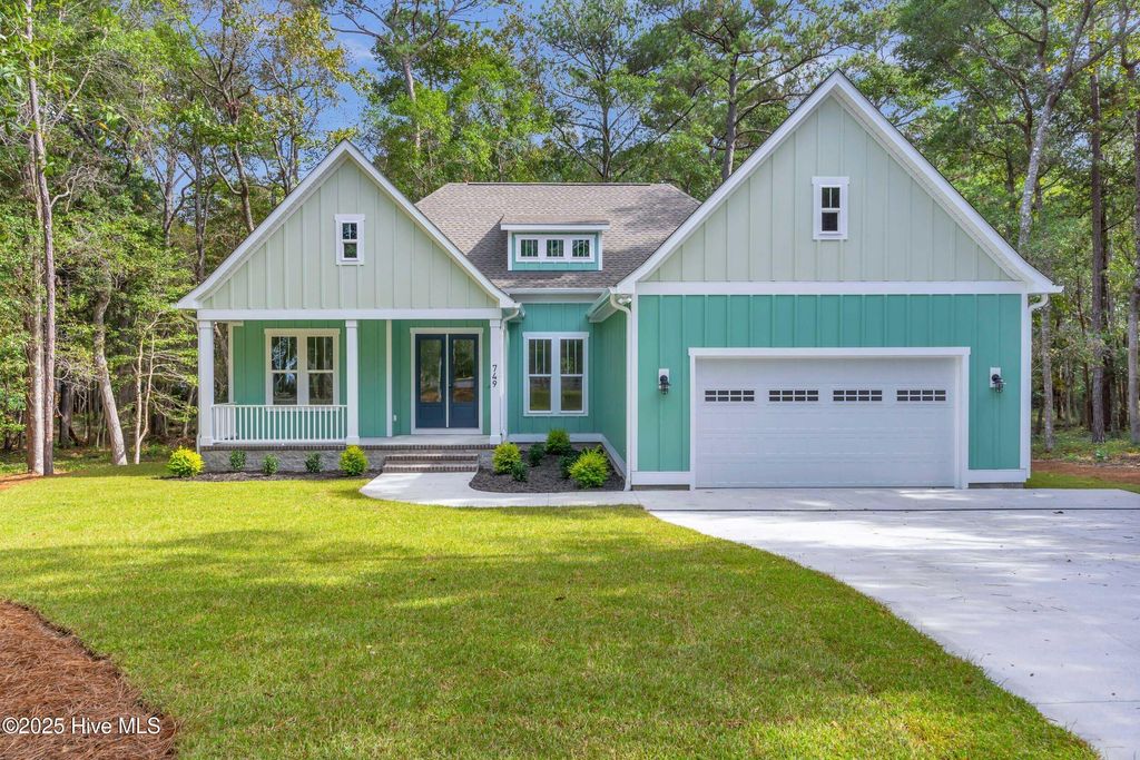 Photo of 749 Mallard Court SE, Bolivia, NC 28422 (MLS # 100525960)
