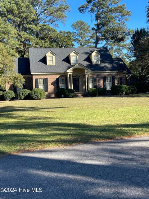 A home in Farmville