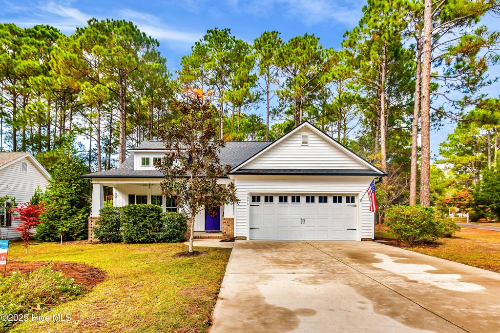 Photo of 4094 Honey Locust Way SE, Southport, NC 28461 (MLS # 100540432)