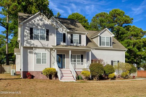 A home in Sneads Ferry