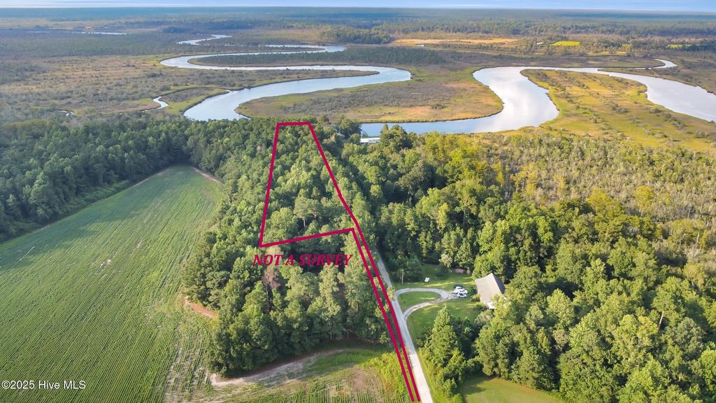 Photo of 1 Naomi Lane, Stella, NC 28582 (MLS # 100528454)