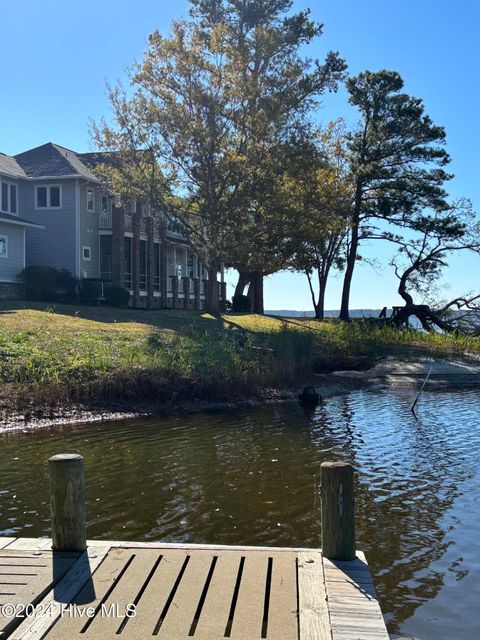 A home in Minnesott Beach