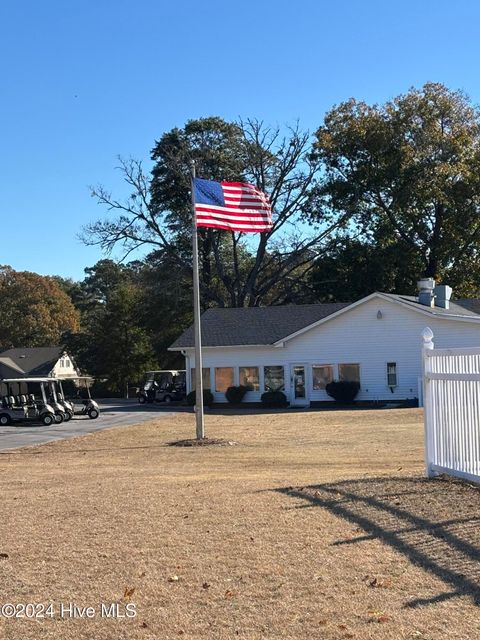 A home in Minnesott Beach