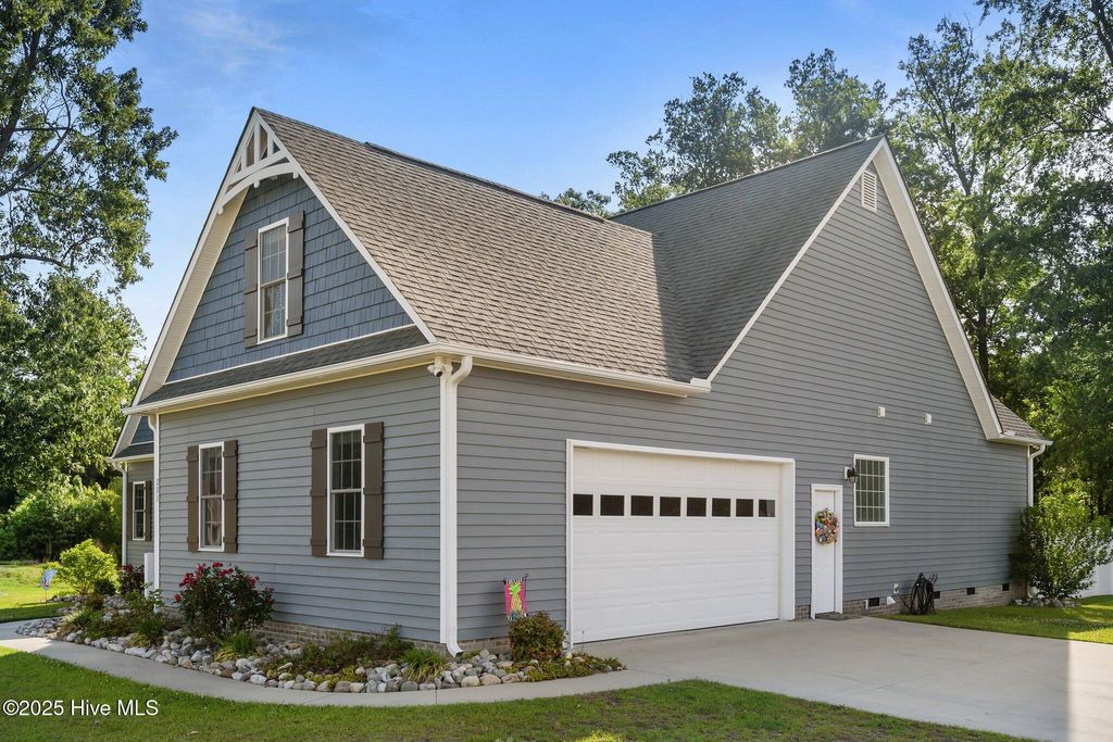 Photo of 201 Cypress Branch Way, Jacksonville, NC 28540 (MLS # 100507742)