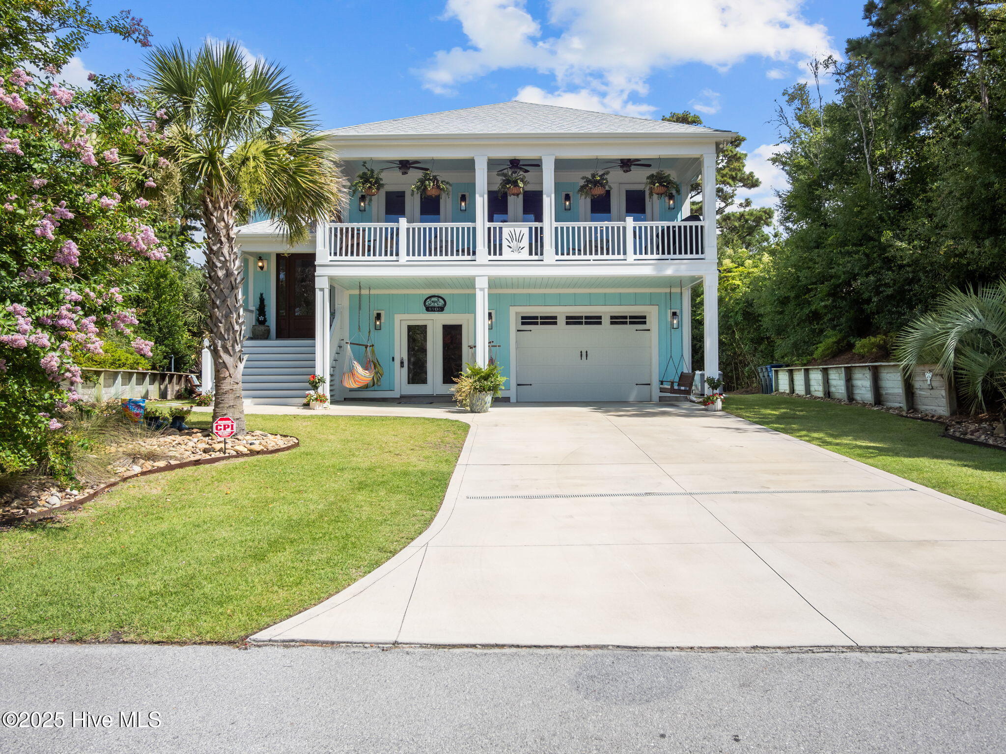 8906 Edgewater Court