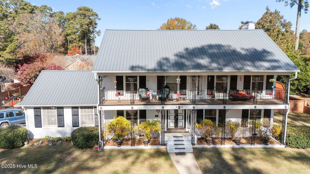 Photo of 1907 Essex Street, Kinston, NC 28504 (MLS # 100539290)