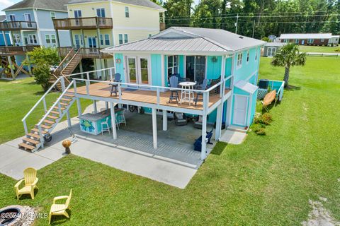 A home in Sneads Ferry