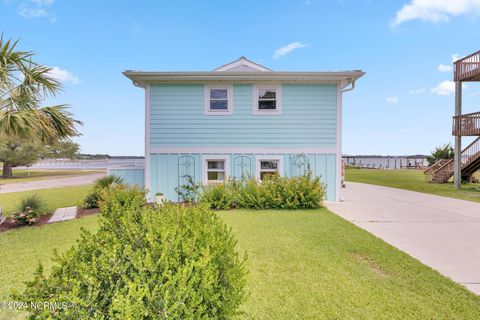 A home in Sneads Ferry