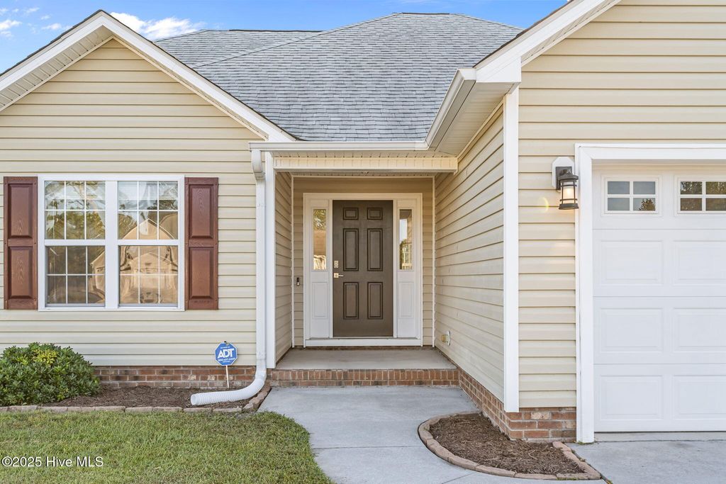 Photo of 508 Pebble Spruce Court, Jacksonville, NC 28546 (MLS # 100532691)