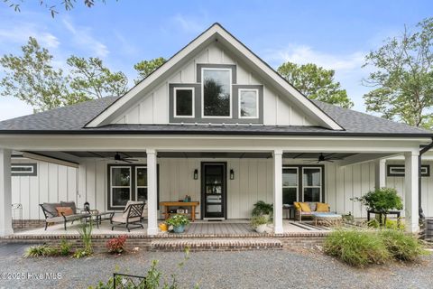 Photo of 110 Highland Park Park, Southport, NC 28461 (MLS # 100528338)