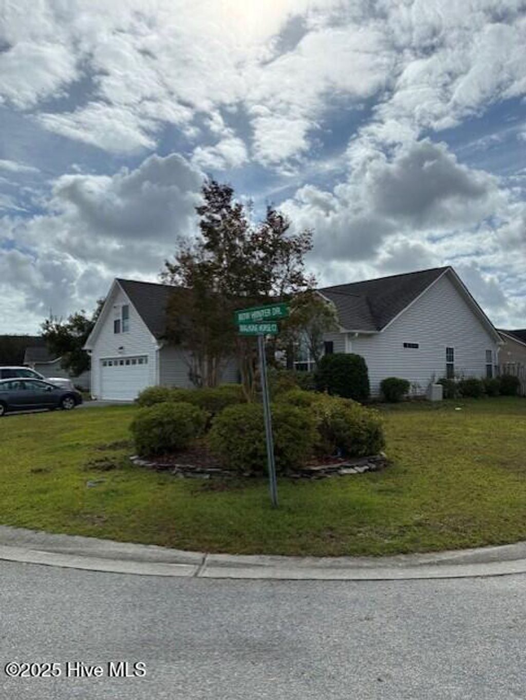 Photo of 2735 Bow Hunter Drive, Wilmington, NC 28411 (MLS # 100535266)