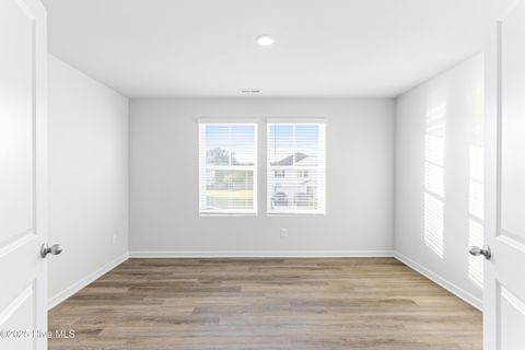 Tiny photo for 624 S Squires Run Lane S, Richlands, NC 28574 (MLS # 100538178)