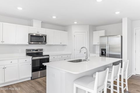 Tiny photo for 624 S Squires Run Lane S, Richlands, NC 28574 (MLS # 100538178)