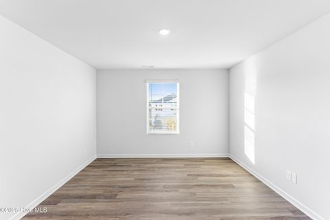 Tiny photo for 624 S Squires Run Lane S, Richlands, NC 28574 (MLS # 100538178)