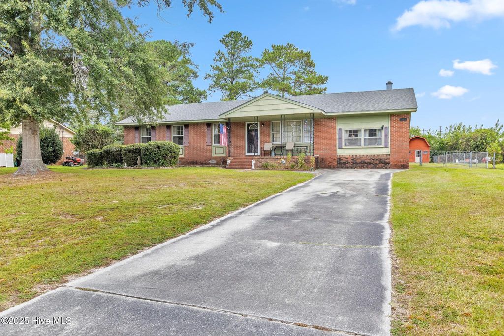 Photo of 107 Wilda Drive, Jacksonville, NC 28546 (MLS # 100530667)