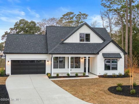 A home in Ocean Isle Beach