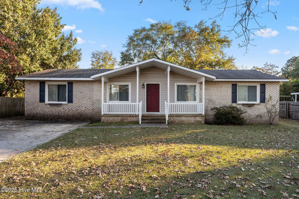 Photo of 6513 Senator Drive, Fayetteville, NC 28304 (MLS # 100539587)