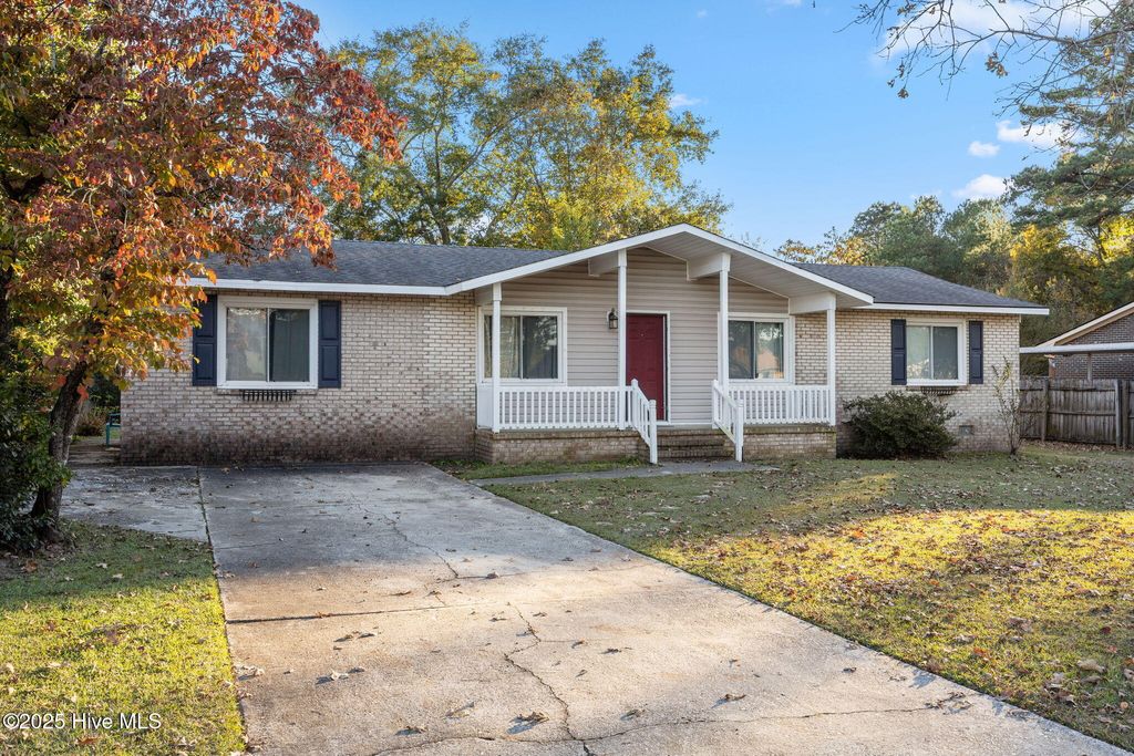 Photo of 6513 Senator Drive, Fayetteville, NC 28304 (MLS # 100539587)