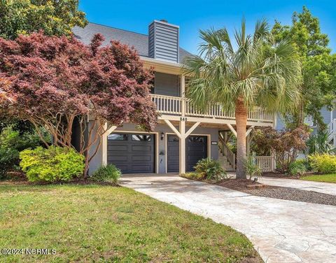 A home in Kure Beach