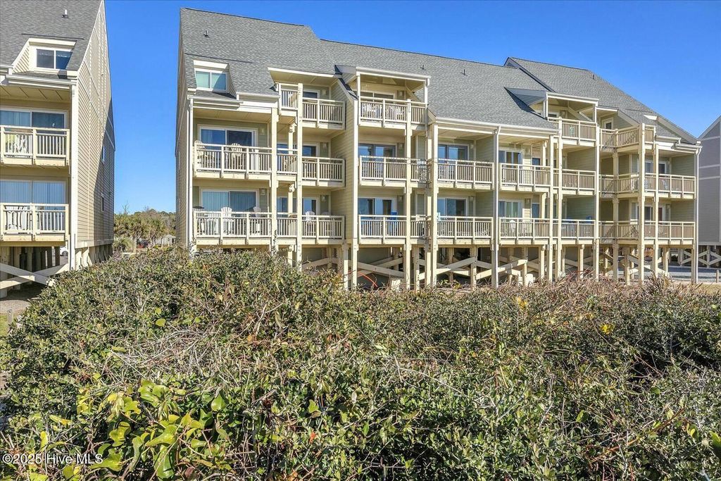 Photo of 1000 Caswell Beach Road #1303, Oak Island, NC 28465 (MLS # 100521539)