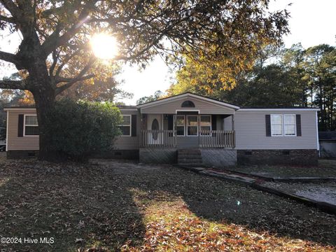 A home in Sneads Ferry