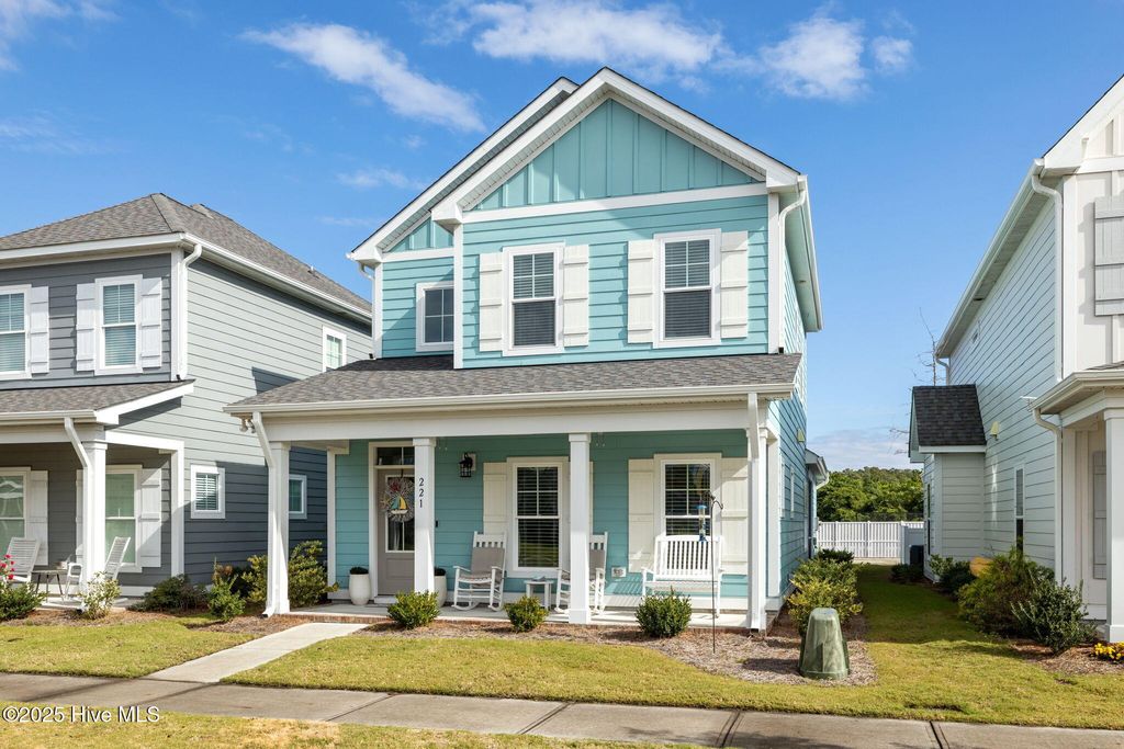 Photo of 221 Great Egret Way, Beaufort, NC 28516 (MLS # 100539014)