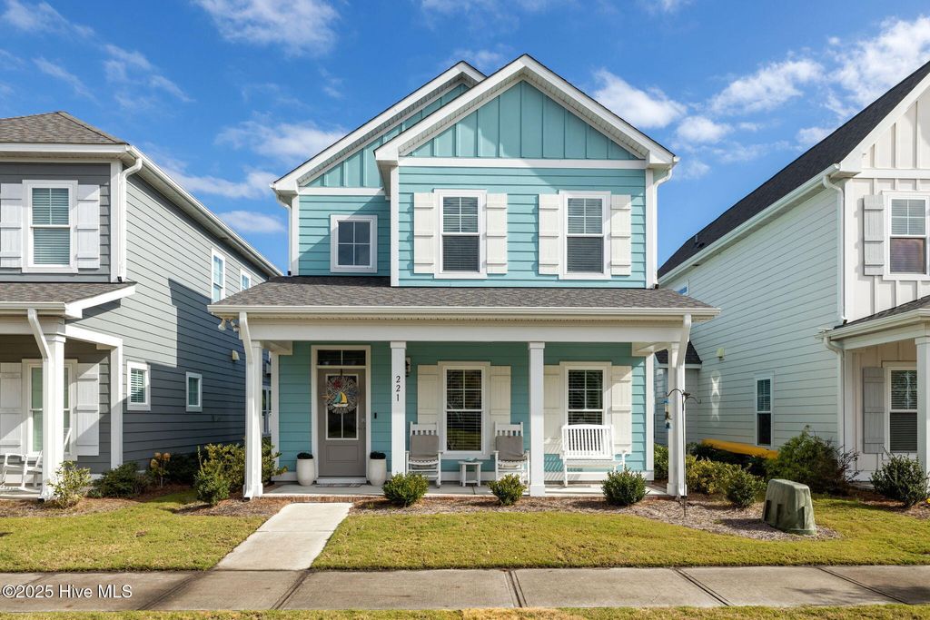 Photo of 221 Great Egret Way, Beaufort, NC 28516 (MLS # 100539014)