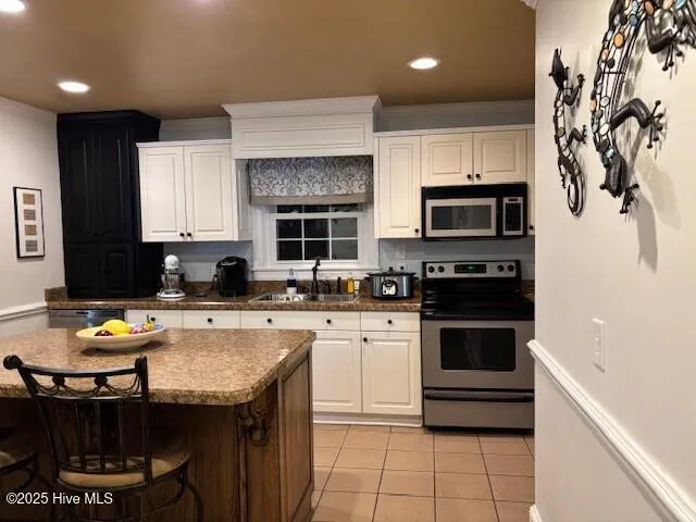 Clinton, North Carolina 28328, United States, 2 Bedrooms Bedrooms, ,2 BathroomsBathrooms,Residential,Pending,14615