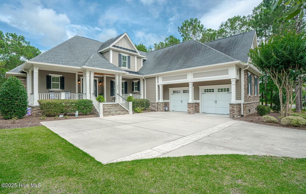 Photo of 595 Wicklow Square SW, Ocean Isle Beach, NC 28469 (MLS # 100515335)
