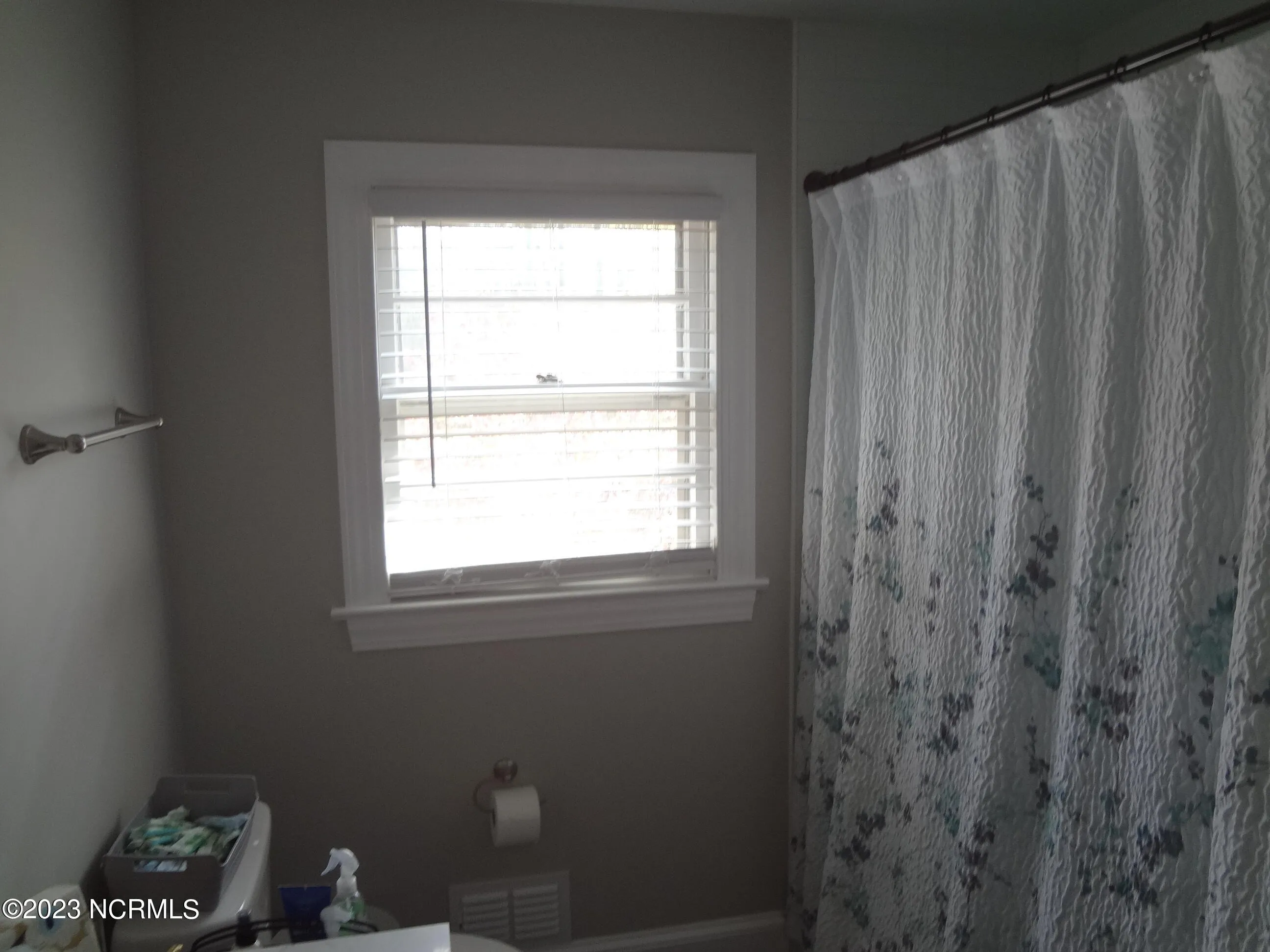 Greenville, North Carolina 27858, United States, 3 Bedrooms Bedrooms, ,2 BathroomsBathrooms,Residential,Active,203786