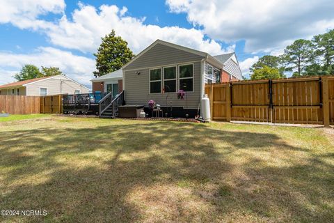 Single Family Residence in Jacksonville NC 817 Barn Street 37.jpg