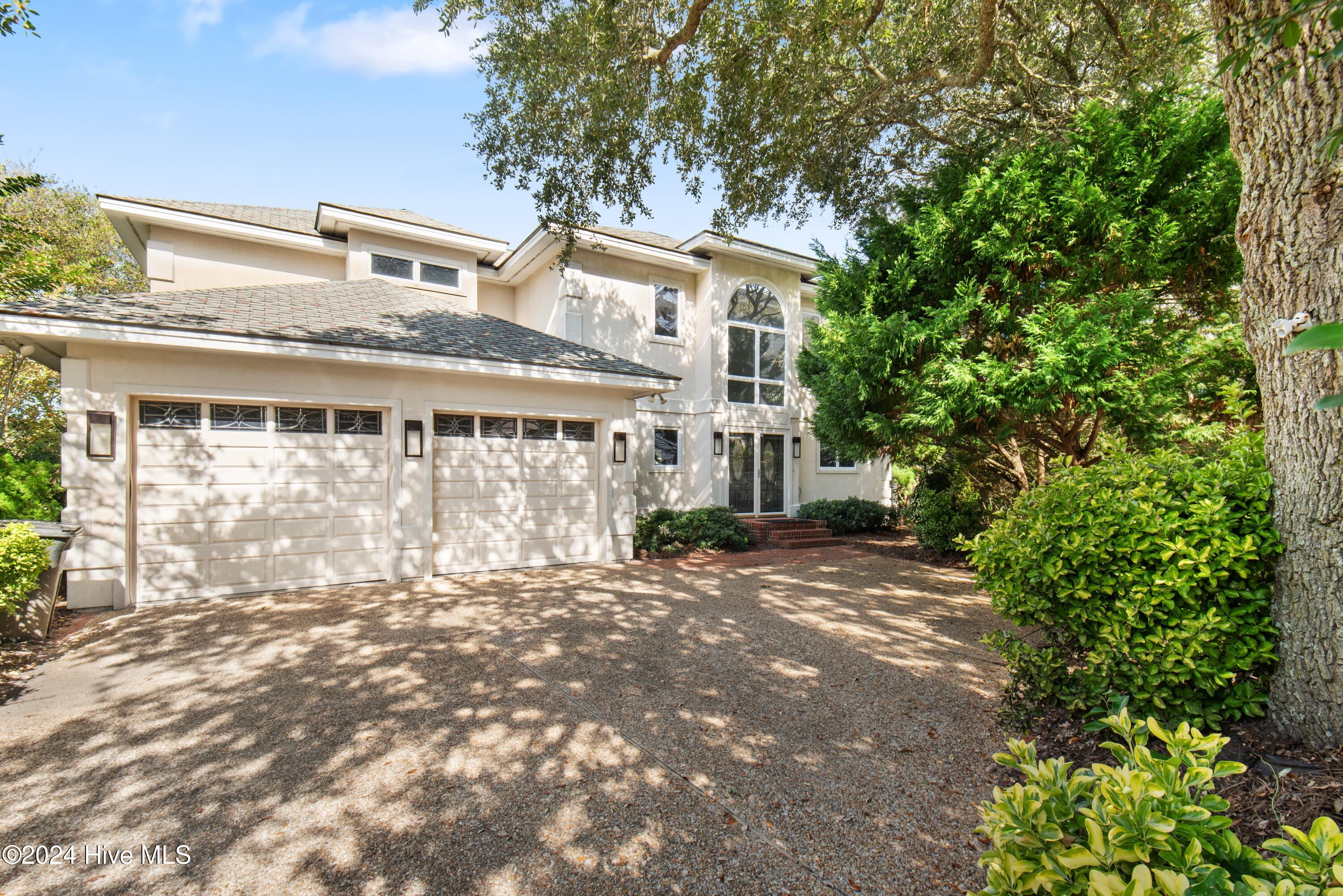 518 Egret Lake Drive