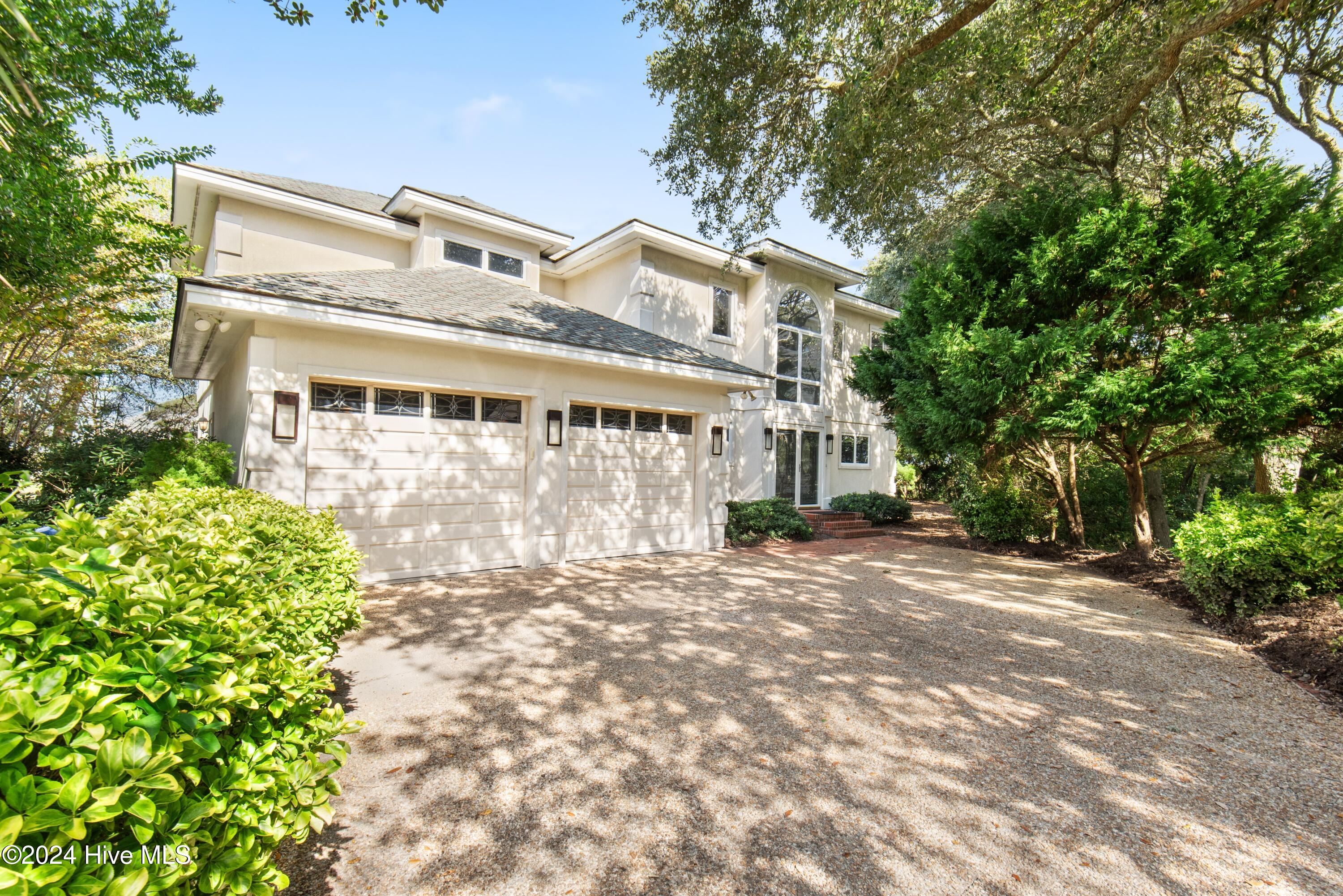 518 Egret Lake Drive