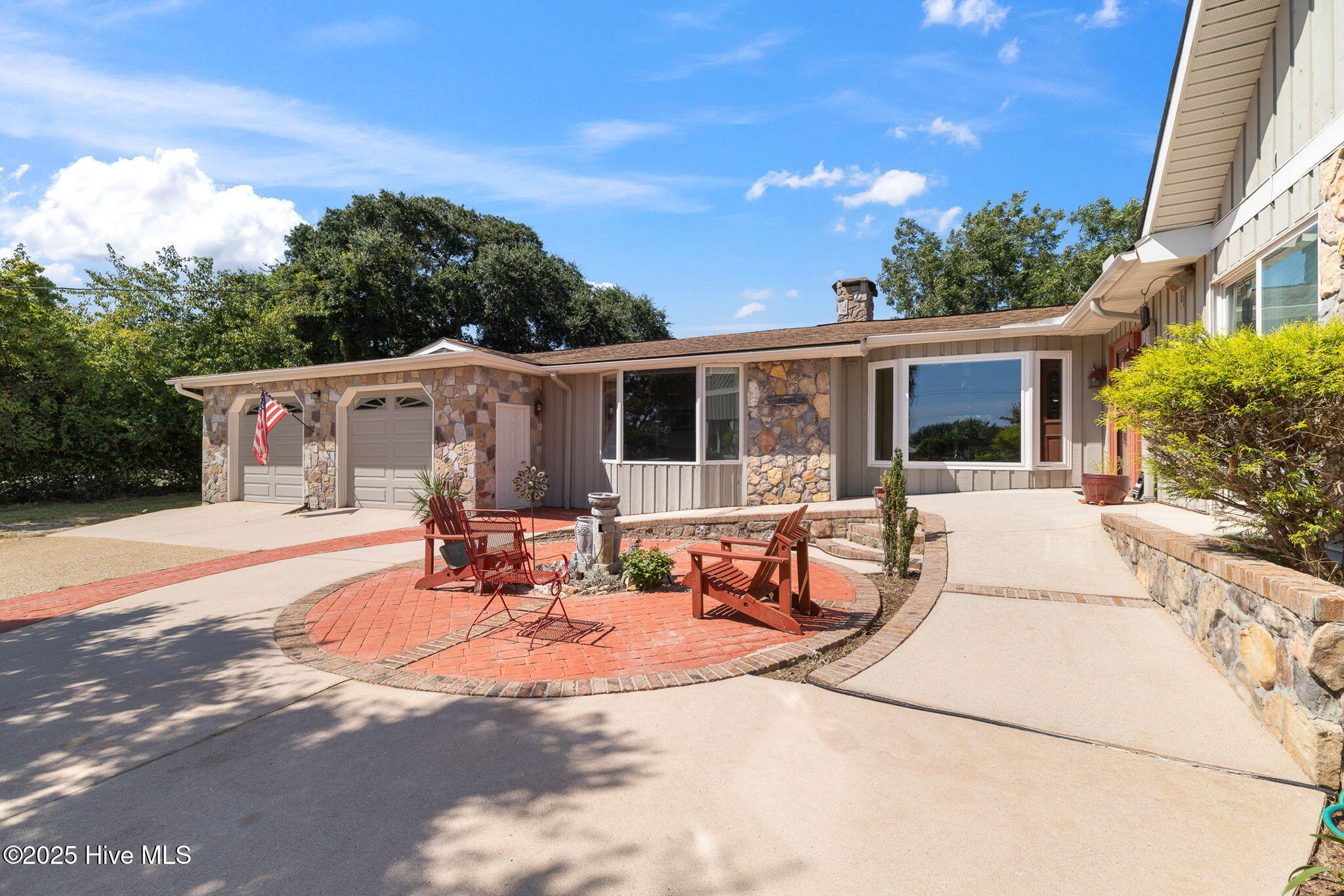 1984 Kings Landing Road