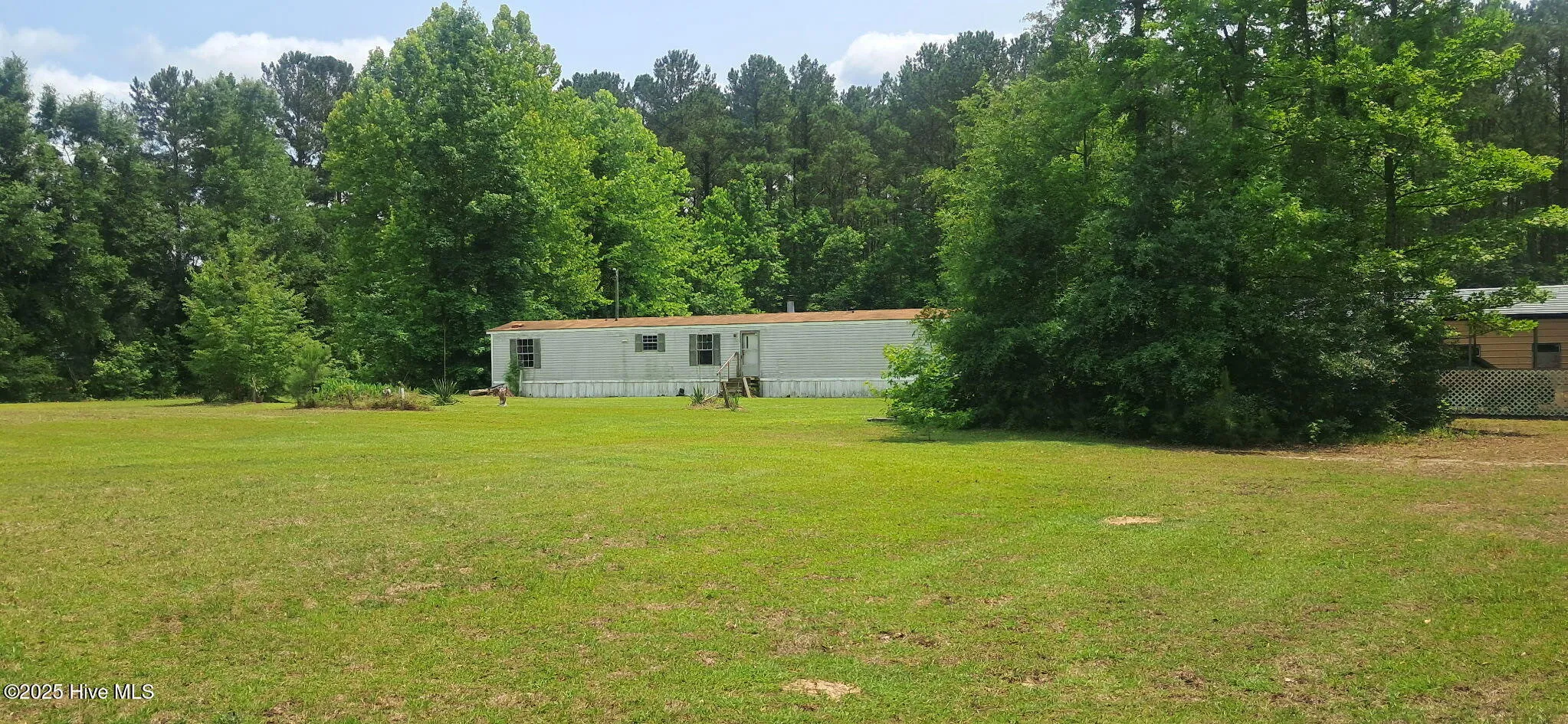 Burgaw, North Carolina 28425, United States, 3 Bedrooms Bedrooms, ,2 BathroomsBathrooms,Residential,Pending,139790