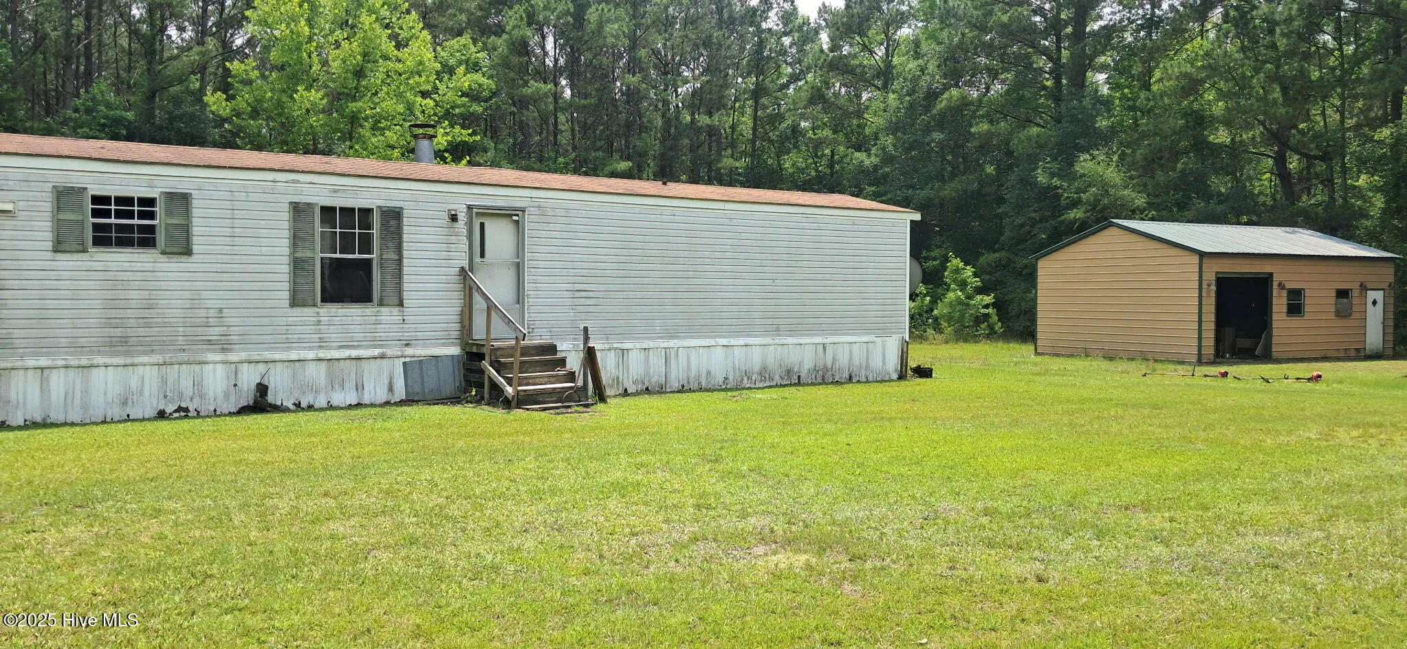 Burgaw, North Carolina 28425, United States, 3 Bedrooms Bedrooms, ,2 BathroomsBathrooms,Residential,Pending,139790